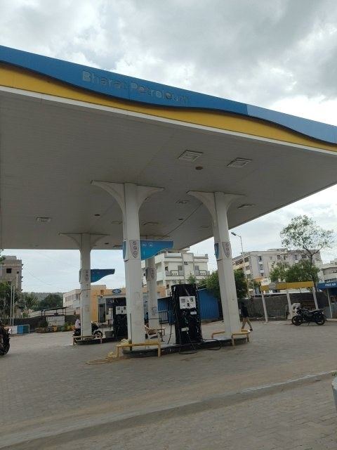 Sai karthikeya  Fuels Bharat petrol